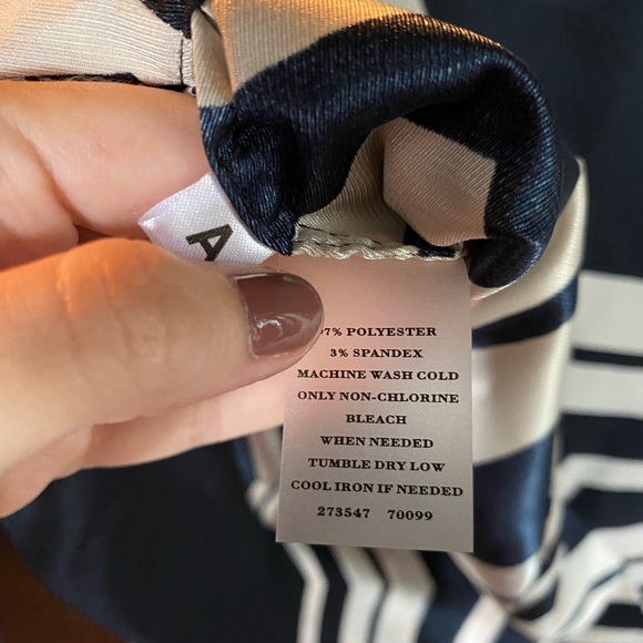 Ann Taylor Blouse - Picture 3 of 5